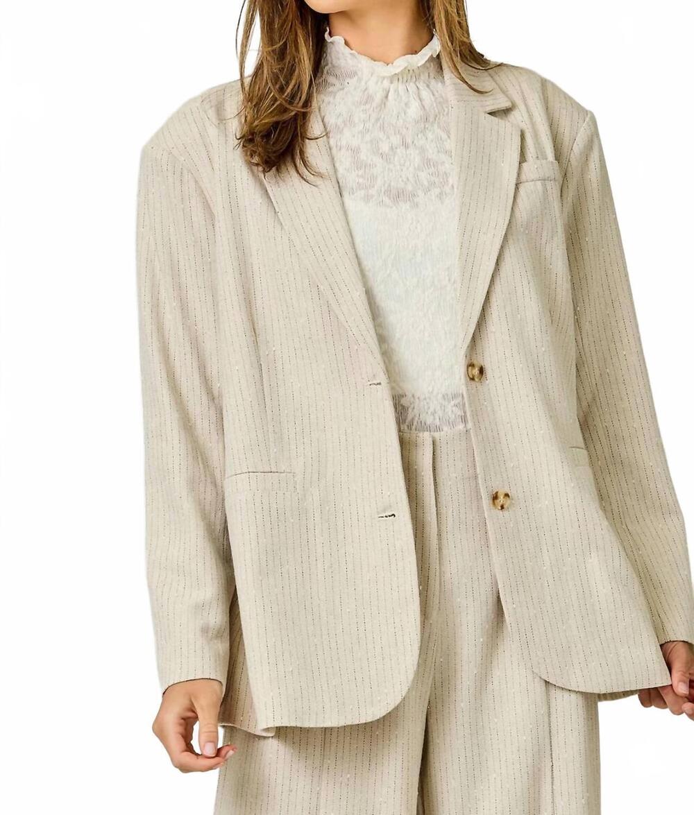 NEW MYSTREE women’s double breasted blazer in beige